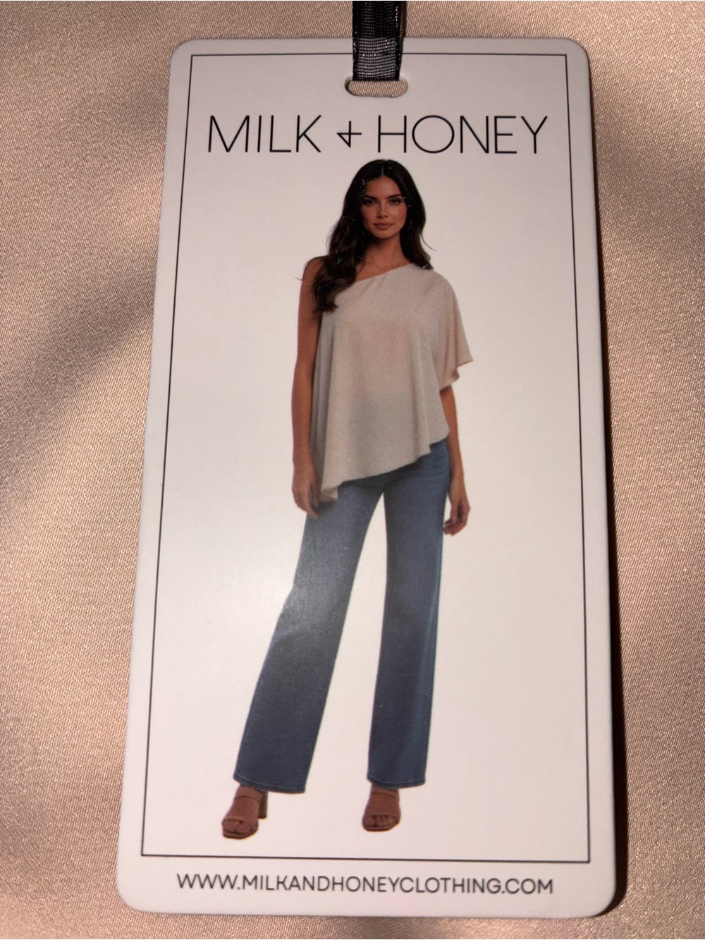 Milk + Honey Women's Cream One-Shoulder Top
